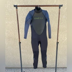 Youth Reactor II, O’Neill wetsuit, 3/2mm back zip, size 12, style 5044.